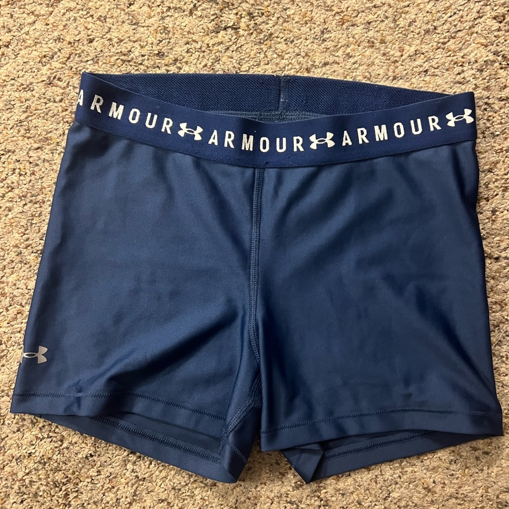 Under Armour Women's Navy 3inch heat gear shorts